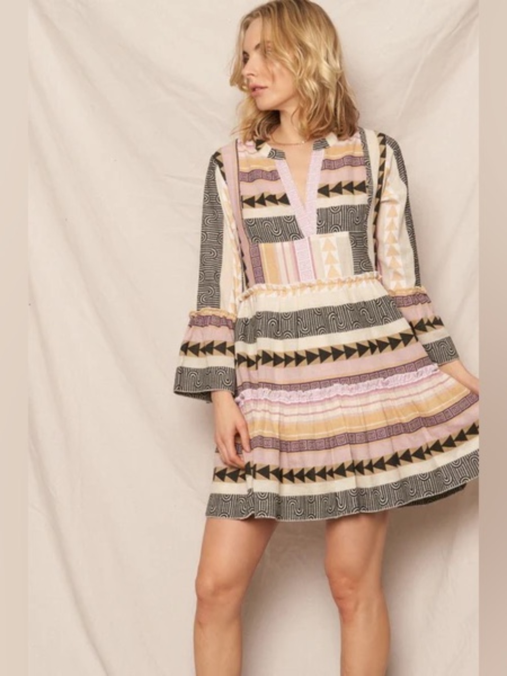 Elan Charli Dress in Tan/Purple Tribal Print, Size Medium